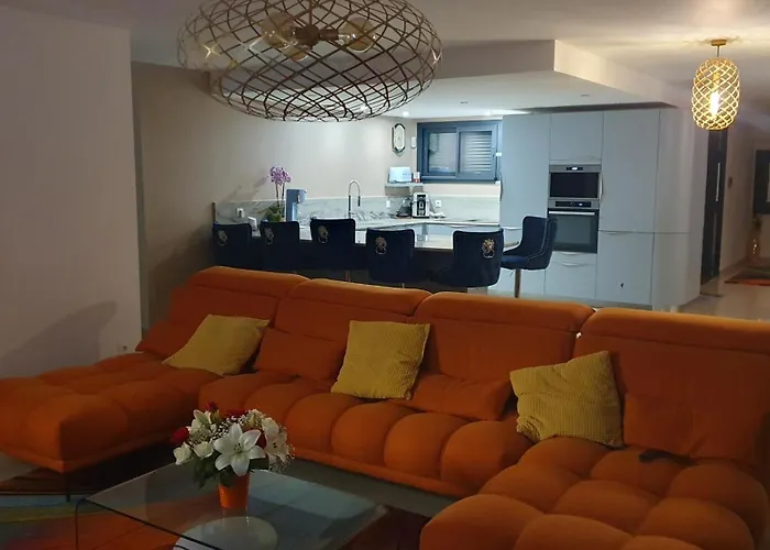 Maison Contemporaine Βίλα